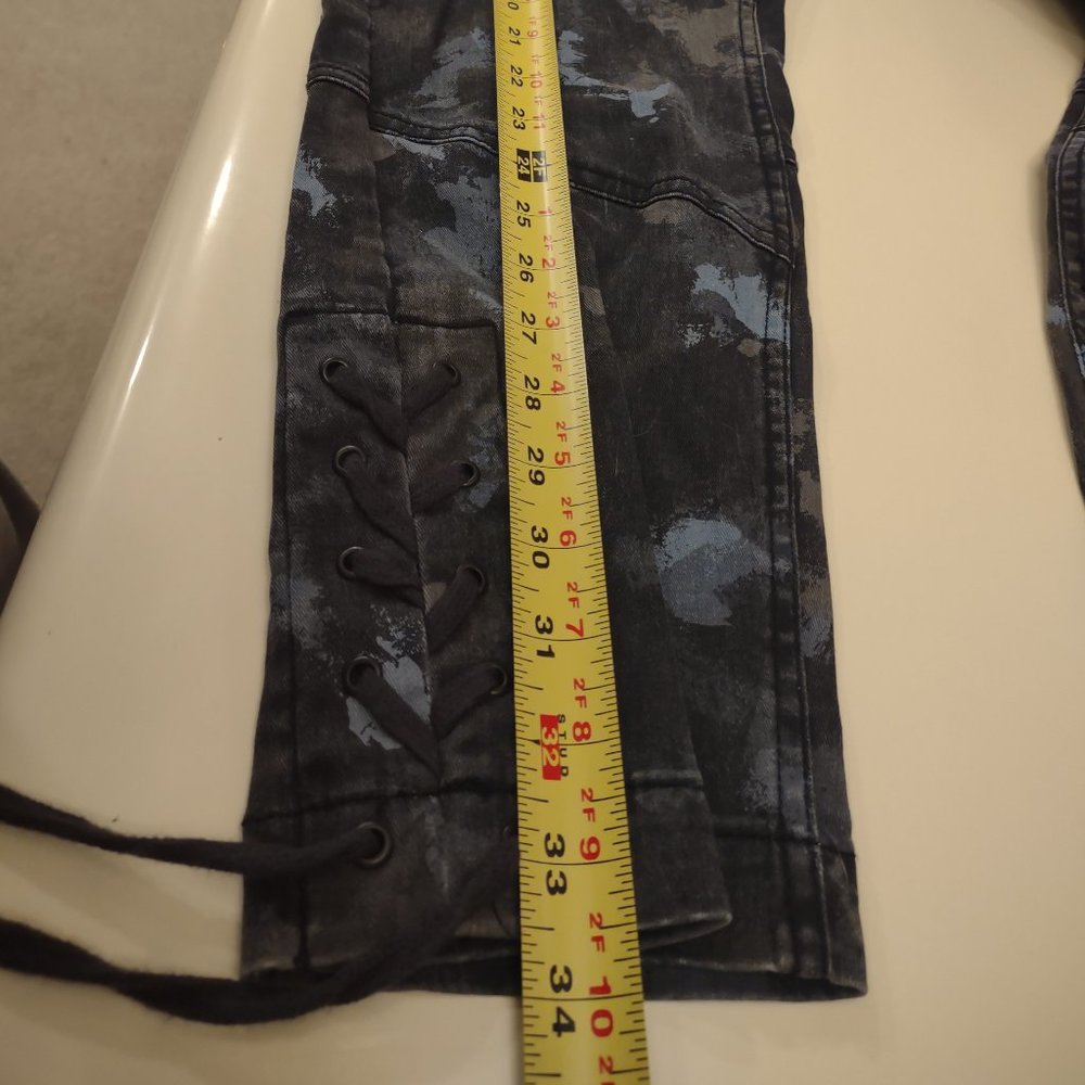 H&M LOGG Ladies Jeans - Size 14 - Picture 2 of 6